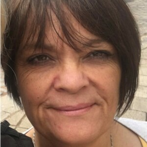 Liz-aspect-ratio-2560-2560