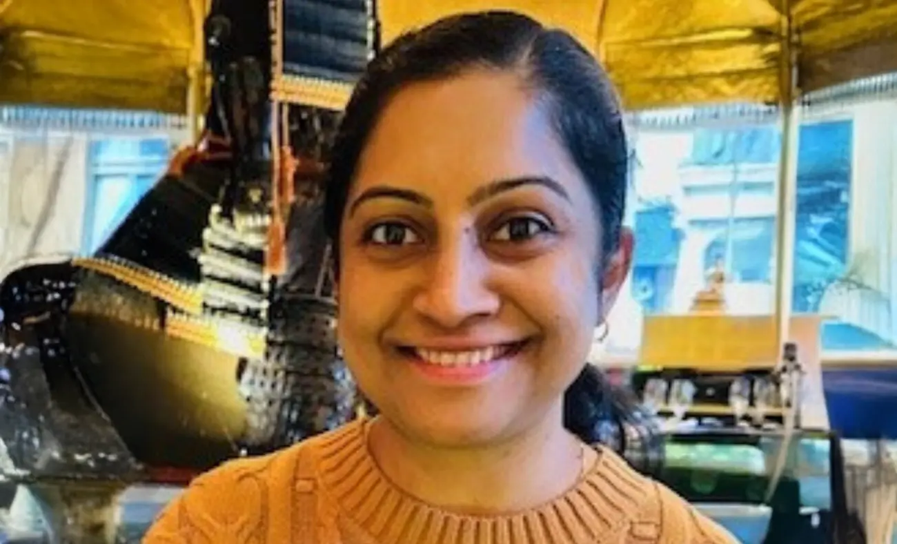 Portrait of Sindhu Vazhappulli, SUN Service Manager, SABP